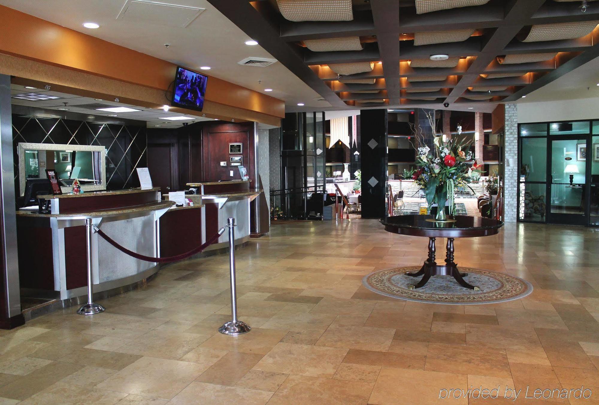 Four Points By Sheraton Detroit Novi Interior photo